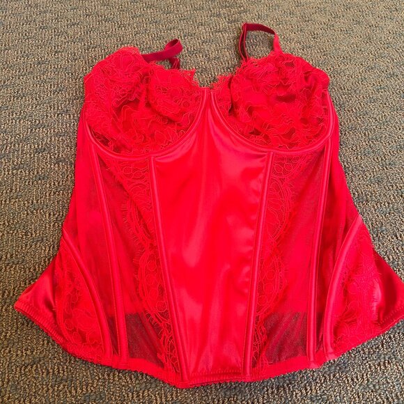 Red Corset - Picture 2 of 7